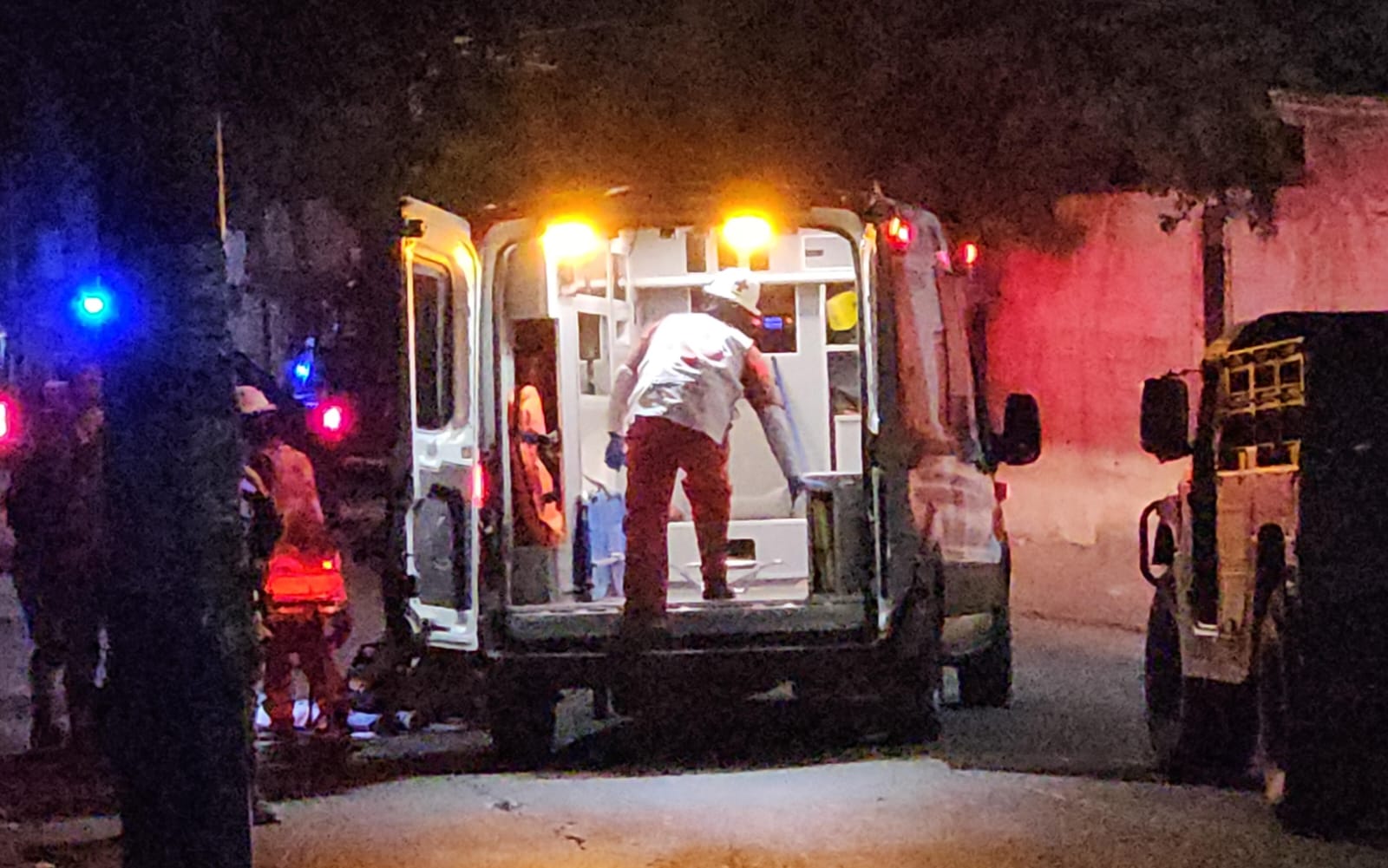 Con un balazo en cada mano resulta un joven en Las Coloradas de Culiacán