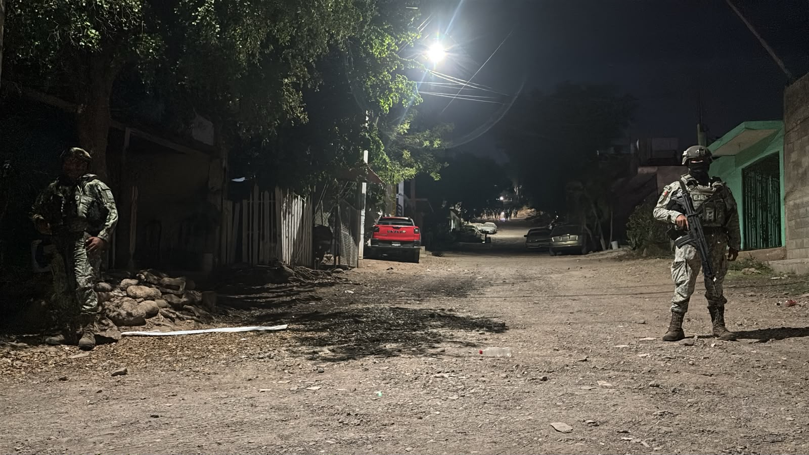 Personal del ejercito resguarda zona de atentado a balazos
