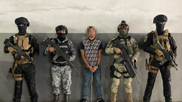 Detienen a Misael Humberto por feminicidio de adulta mayor y homicidio en grado de tentativa de un hombre en la 6 de Enero, en Culiacán
