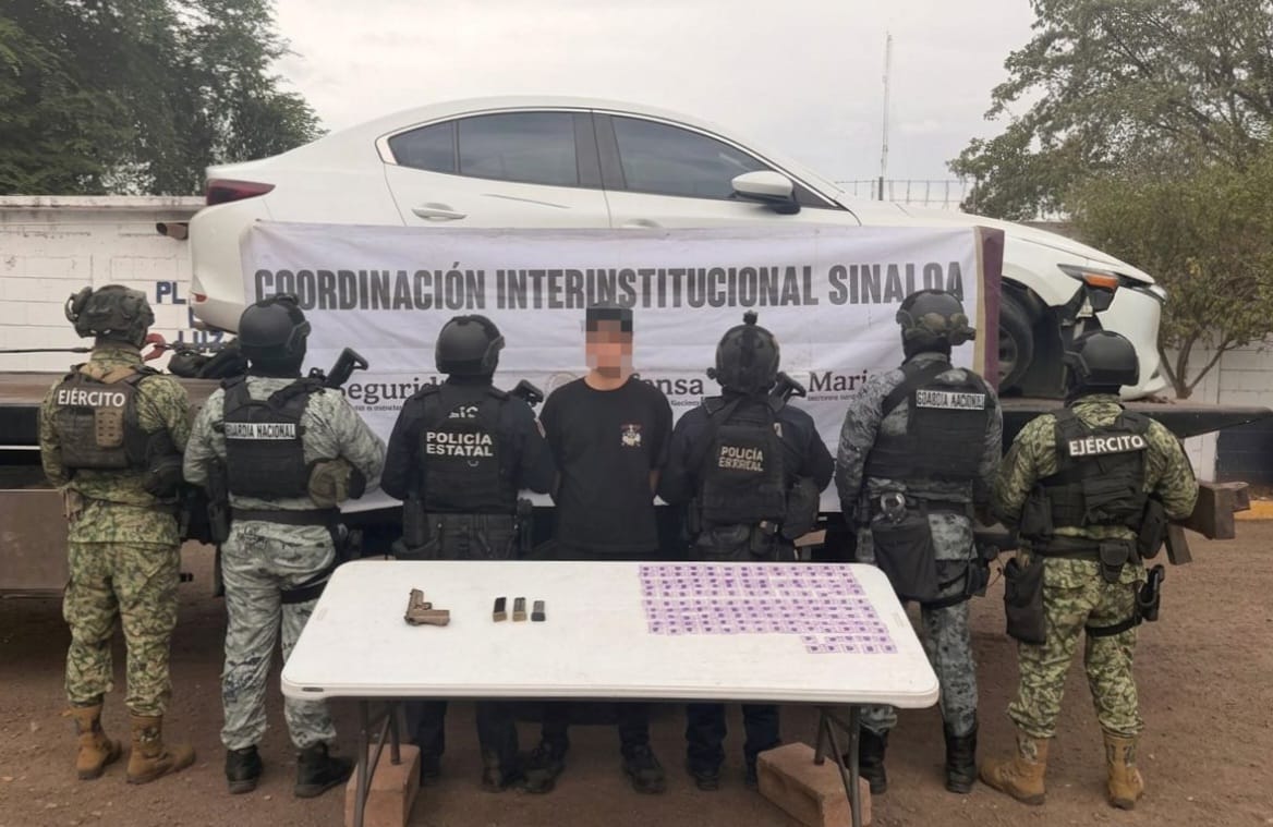Hombre es detenido tras despojar un vehículo en el Desarrollo Urbano Tres Ríos. Culiacán
