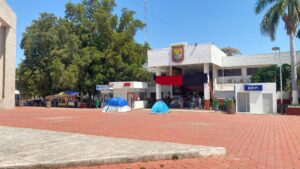 huelga del stashag en ayuntamiento de guasave