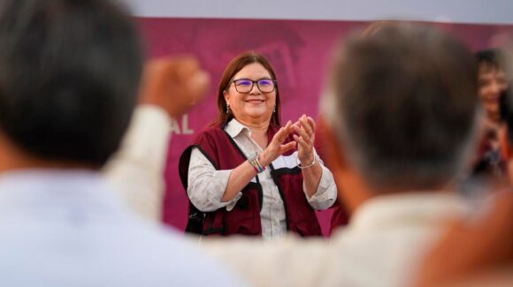 En asambleas informativas, Imelda Castro consulta a la ciudadanía previo a registrarse en el proceso interno de Morena