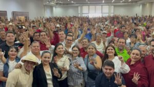 imelda castro castro en asamblea en la defensa de la transformacion y la soberania nacional grupo