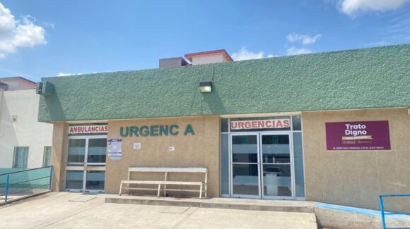 Derechohabientes denuncian falta de aire acondicionado en urgencias del IMSS Bienestar Guasave, Sinaloa
