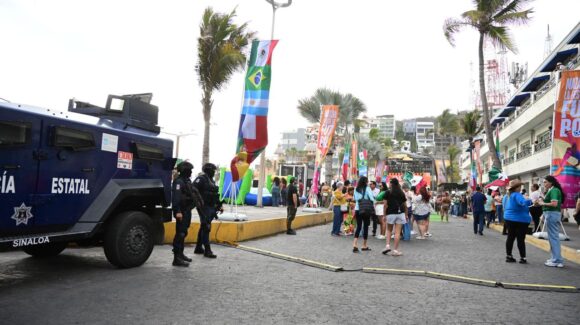 Blindan la Fiesta del Futbol en Mazatlán, Sinaloa; despliegan operativo especial para proteger a miles de asistentes en Olas Altas