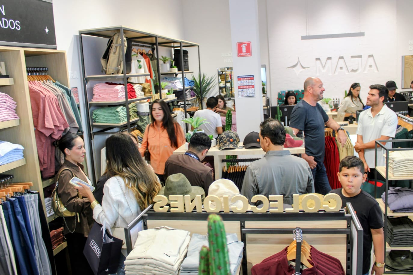 Inauguran nueva sucursal de Maja Sportswear en Mazatlán