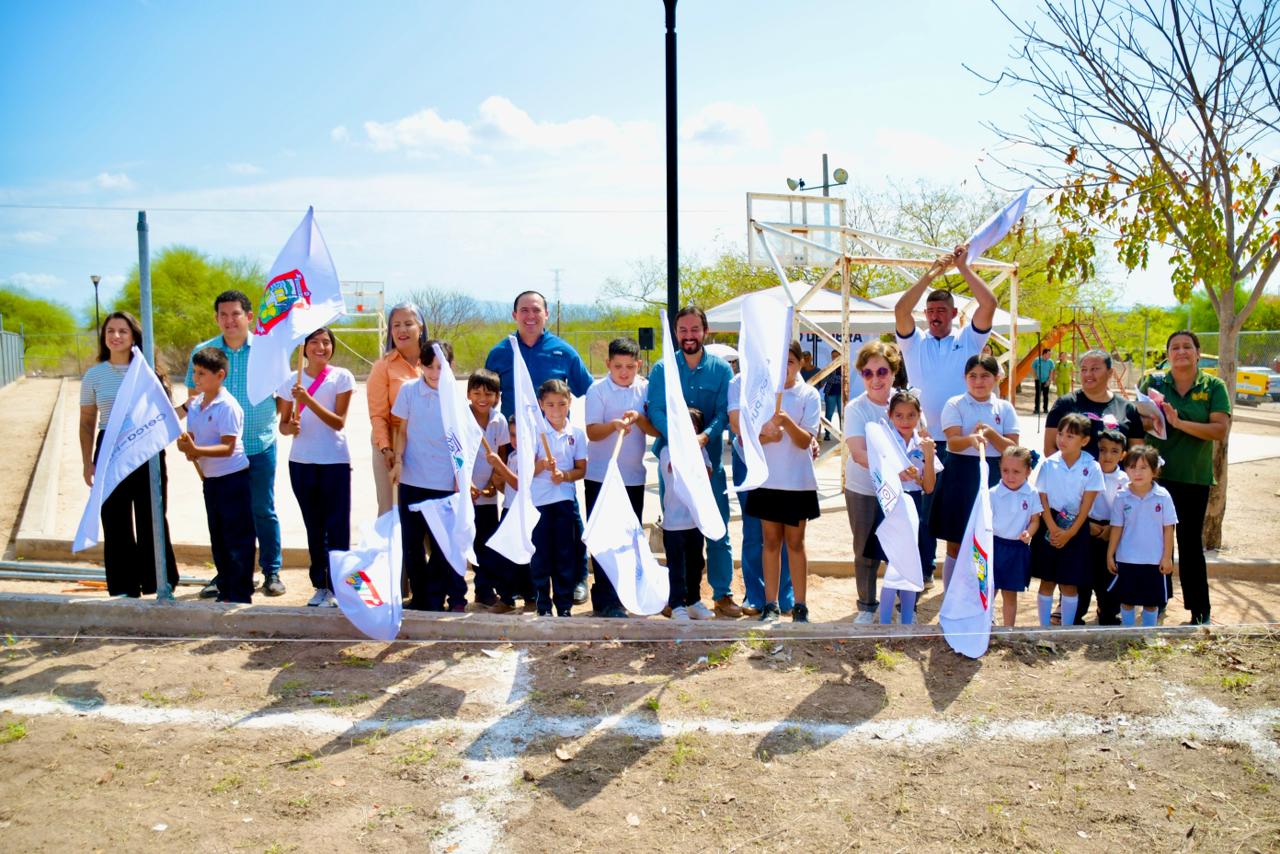 Inicia construcción de baños en parque de El Guayacán, en Salvador Alvarado
