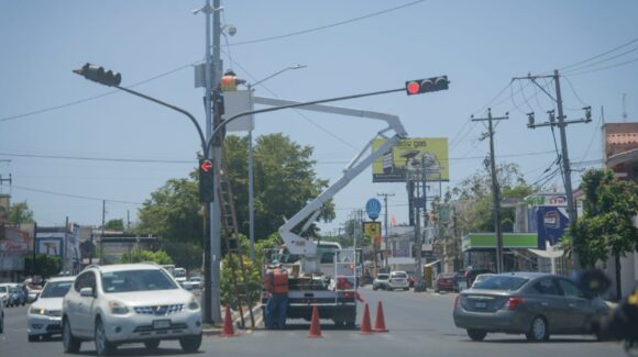 Continúa instalación de cámaras de videovigilancia en Culiacán, Sinaloa