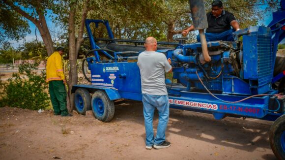Refuerzan medidas preventivas contra inundaciones en Las Garzas con instalación de bombas en Guamúchil