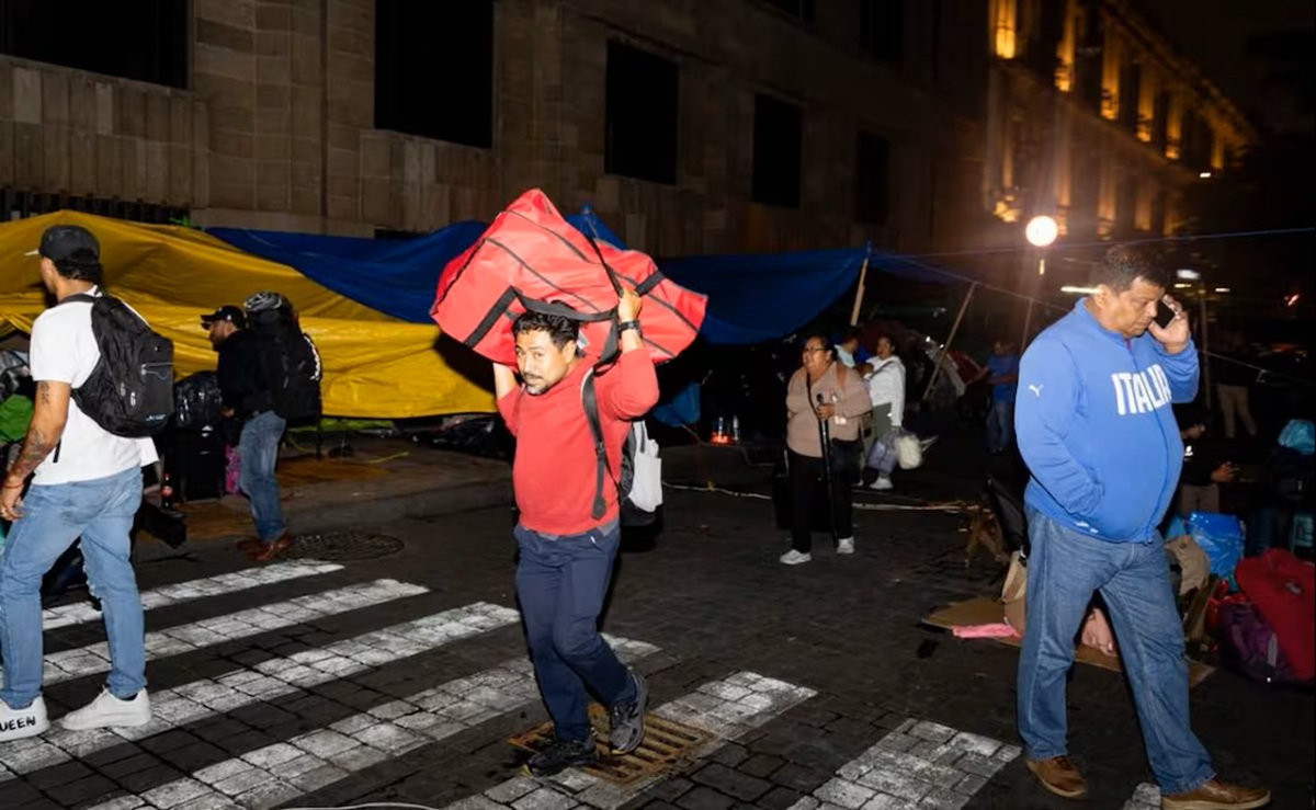 Integrantes de la CNTE en CDMX