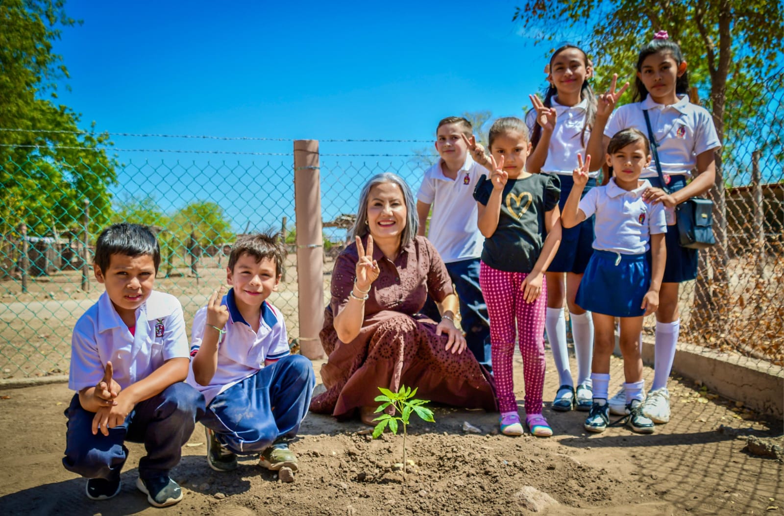 Jornada de arborización en Cacalotita por el Día Mundial del Medio Ambiente