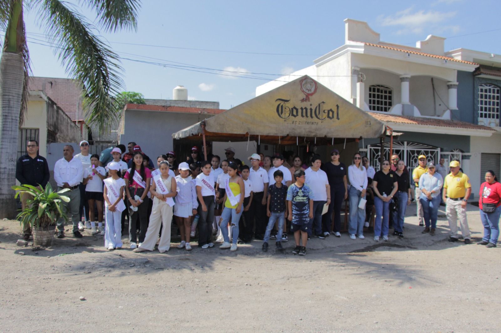 Jornada de arborización en El Rosario, Sin.