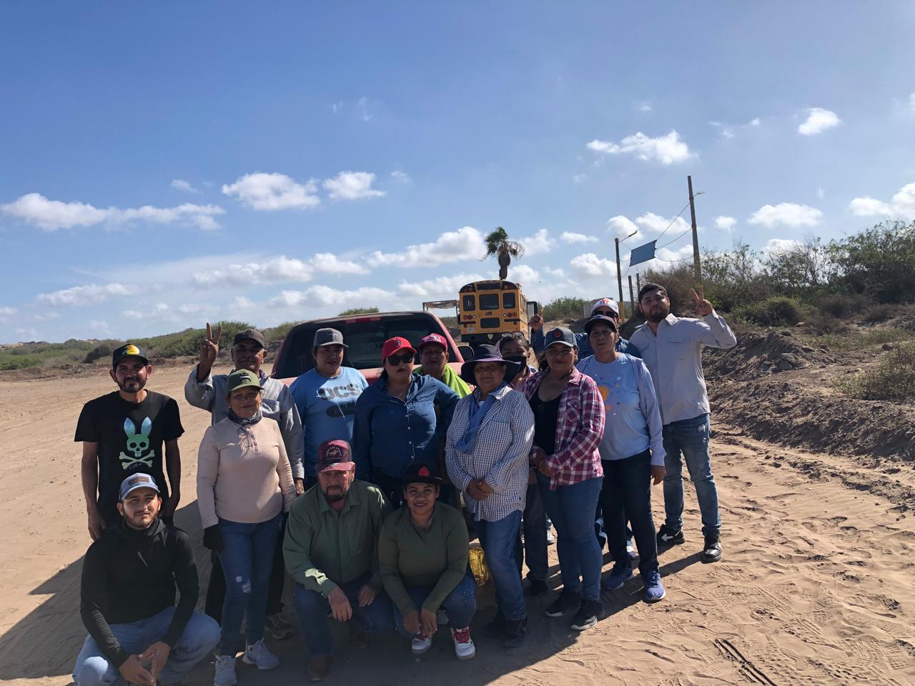 Jornada de limpieza en Las Glorias, Guasave