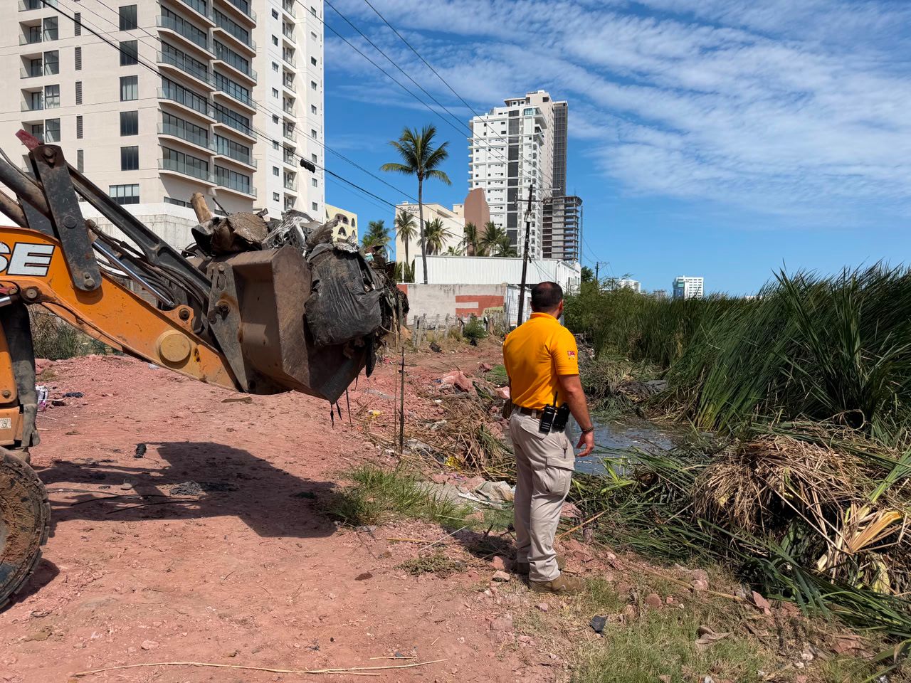 Jornada de limpieza en Tellerías, Mazatlán, Sin.