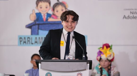 Diputado Infantil por Sinaloa propone bibliotecas digitales para fortalecer la educación en comunidades rurales