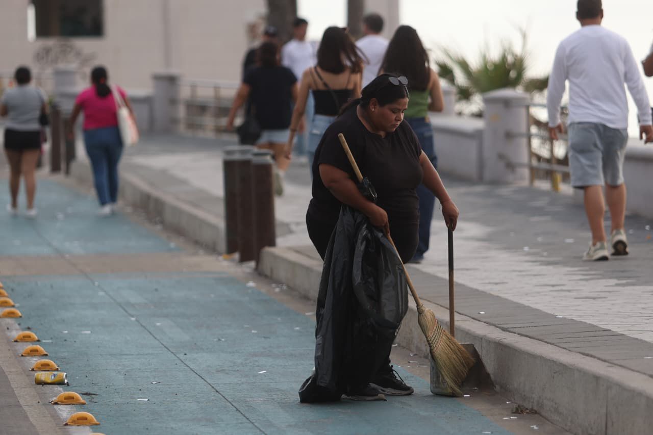 Trabajos de limpieza en Mazatlán