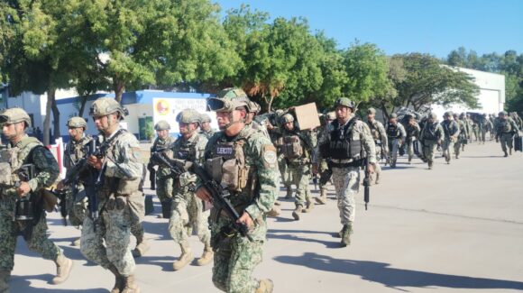 Son 100 ‘vampiros’ del Ejército, especialistas en operaciones de alto riesgo, los que llegaron a Sinaloa