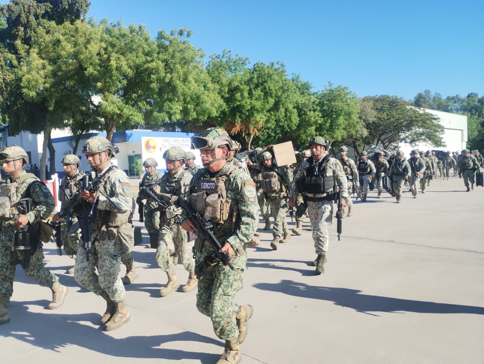 Llegan 100 elementos de Fuerzas Especiales, conocidos como 'Vampiros', a Sinaloa