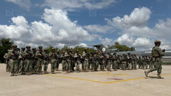 Al grito de ¡Fuerza Especial! Arriban 90 elementos del Ejército Mexicano a Culiacán, Sinaloa para reforzar la seguridad