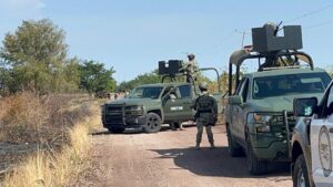 localizan cadaver encobijado cerca de una granja al norte de culiacan