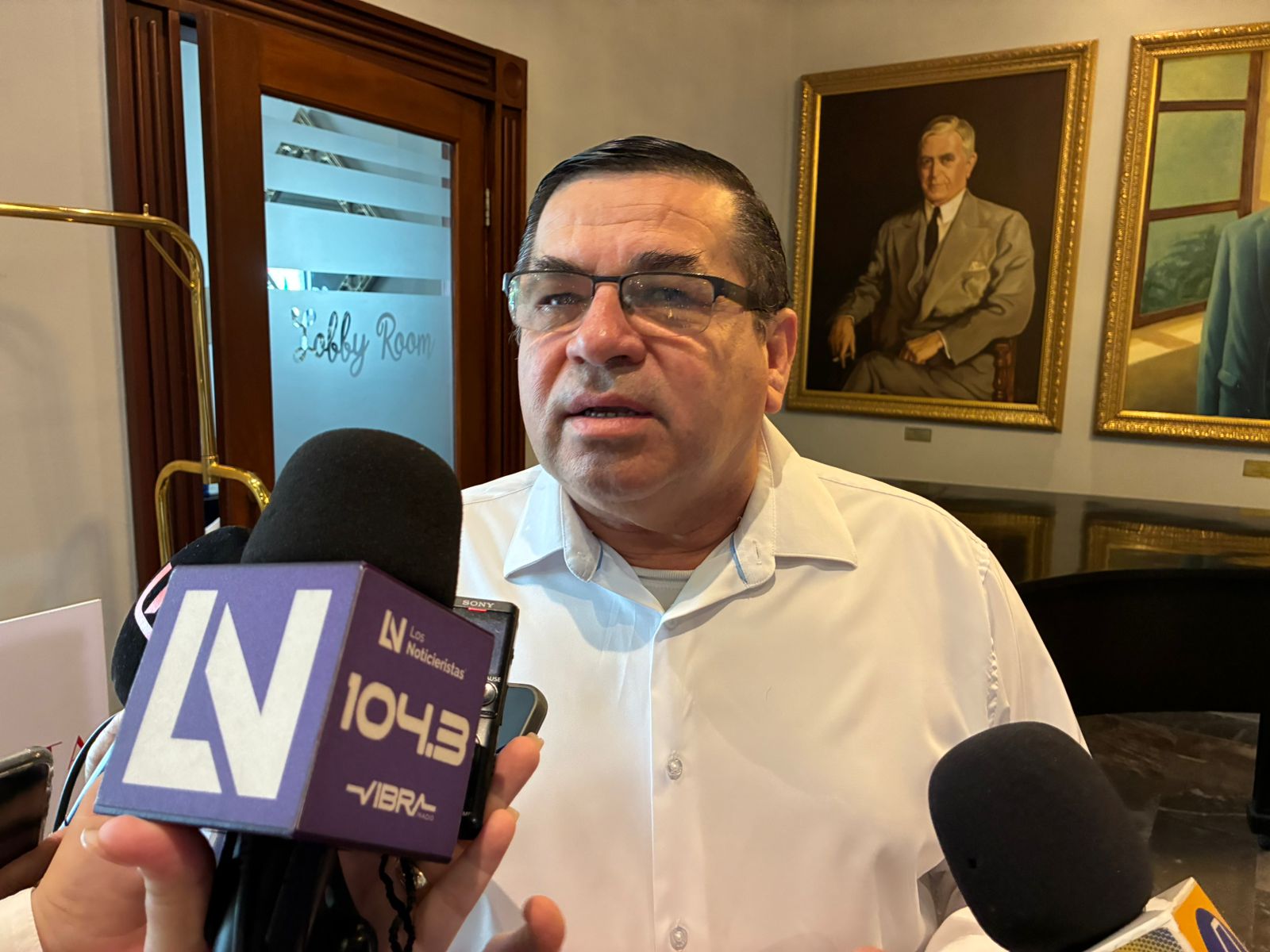 Monseñor Luis Manuel López Salazar