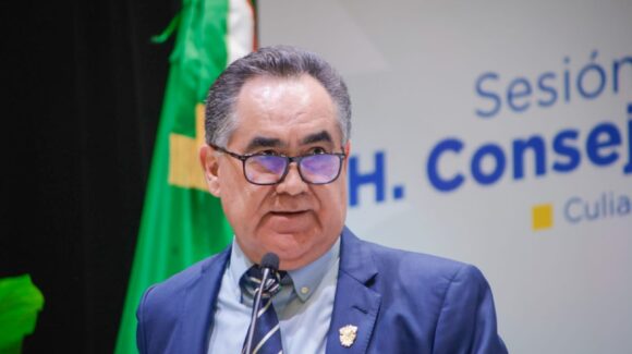 Jesús Madueña llama a SUNTUAS a confiar en gestiones para obtener recursos federales, tras paro de labores