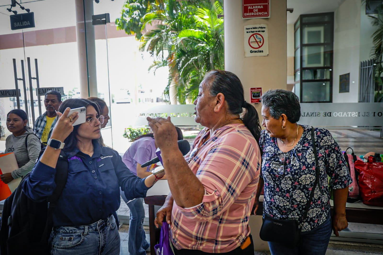 Manifestantes en el Congreso