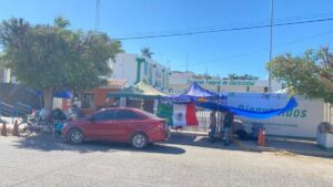 mantienen manifestantes bloqueo en cfe en guasave sin