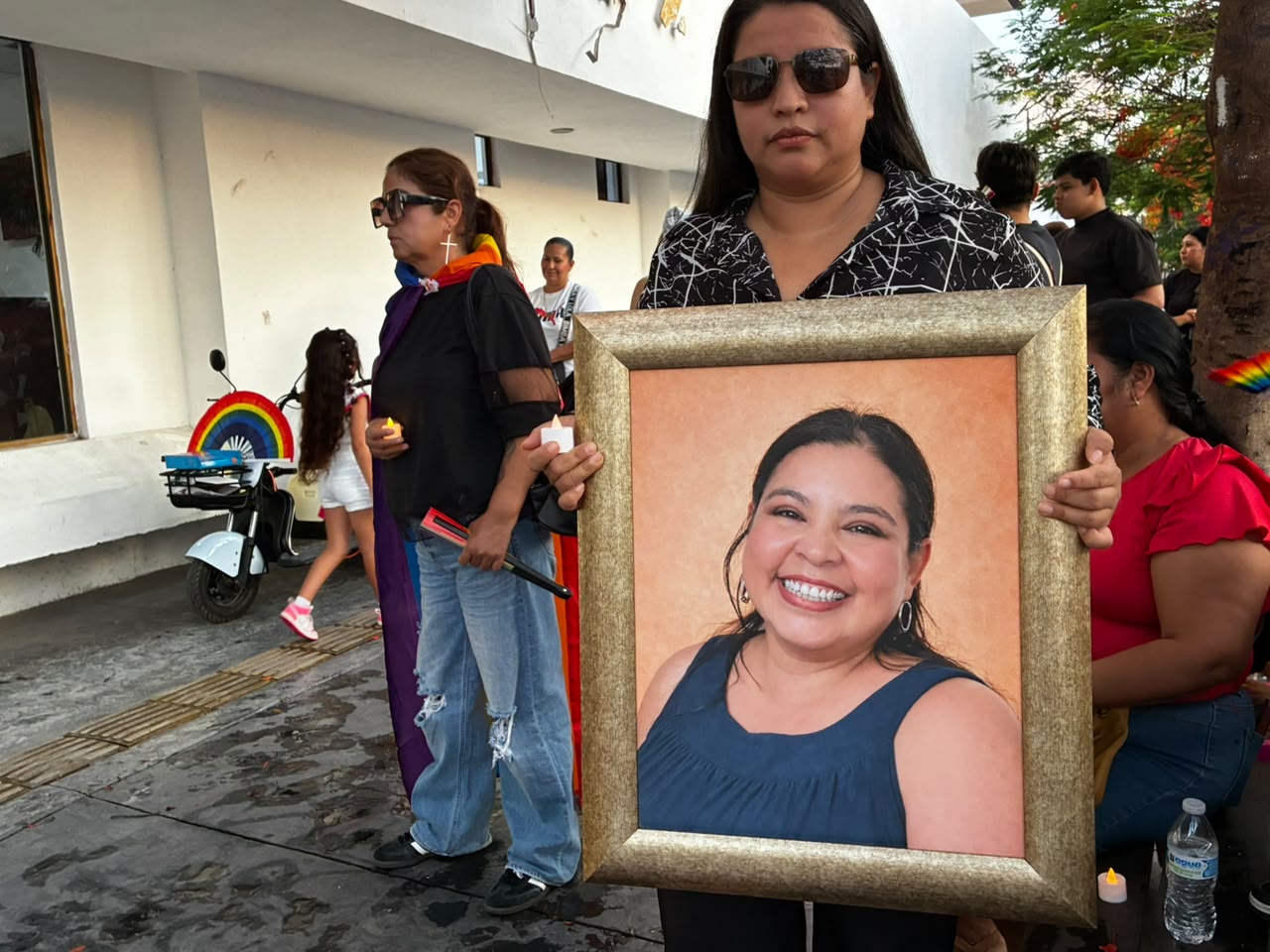 Marcha del Silencio en Los Mochis de la comunidad LGBT+ para exigir justicia por homicidios y feminicidios en el norte de Sinaloa