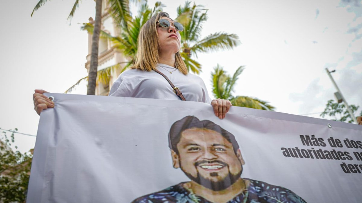 marchan en culiacan sinaloa para exigir justicia por daniel serrano mujer