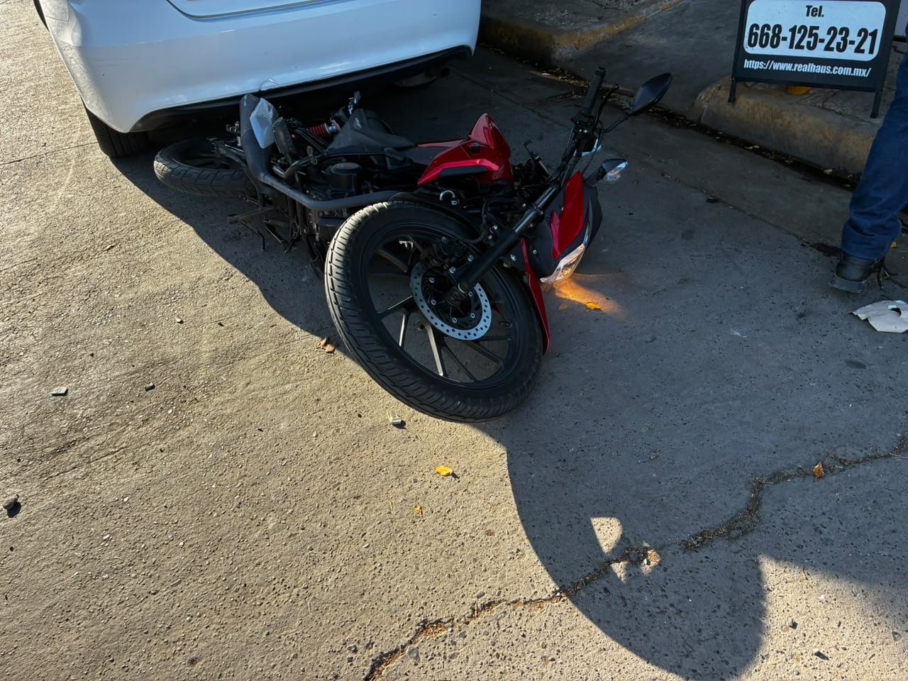 Motociclista arrollado en el sector Centro de Los Mochis