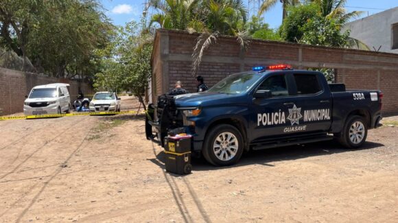Muere joven al sufrir descarga eléctrica cuando laboraba para una empresa telefónica en Guasave, Sinaloa