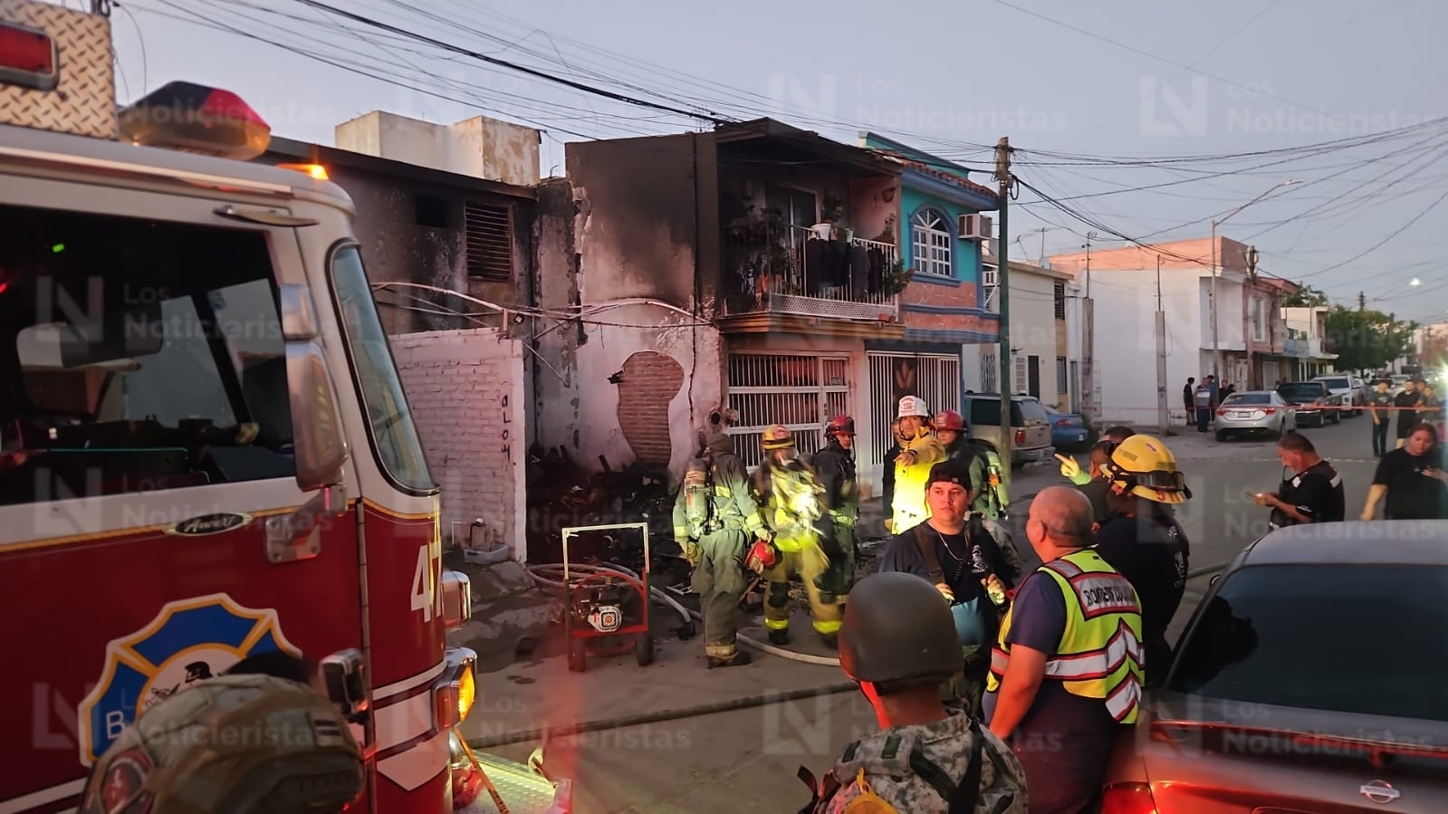 Mujer muere en incendio de vivienda en Infonavit Barrancos, Culiacán