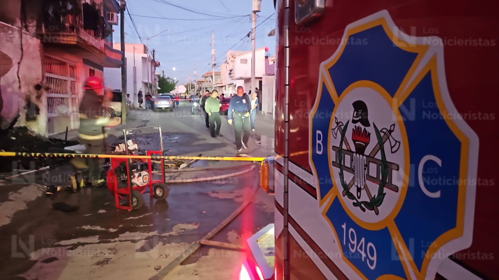 Mujer muere en incendio de vivienda en Infonavit Barrancos, Culiacán