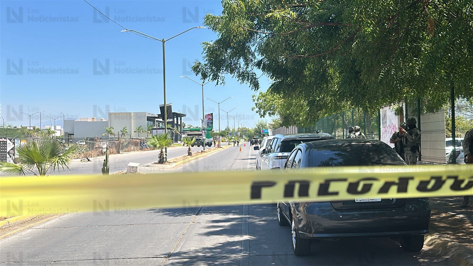 Ejecutan a balazos a un hombre frente a primaria y kínder de Valle Alto en Culiacán
