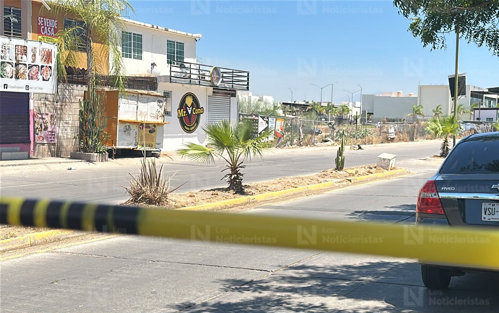 Ejecutan a balazos a un hombre frente a primaria y kínder de Valle Alto en Culiacán