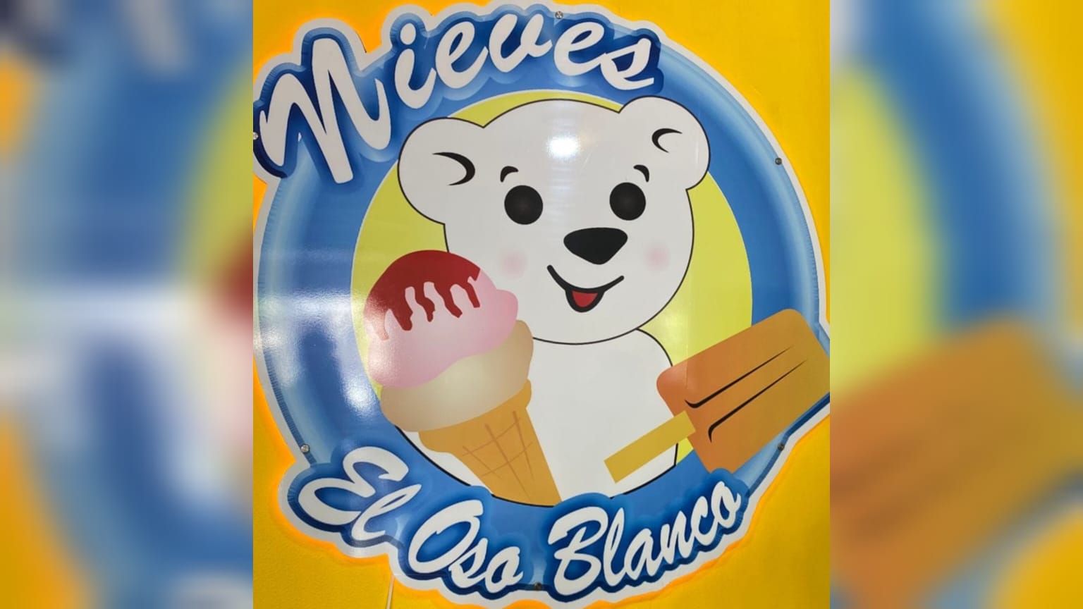 Nieves El Oso Blanco