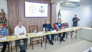 obispo de la diocesis de culiacan monseñor jesus jose herrera quiñonez conferencia