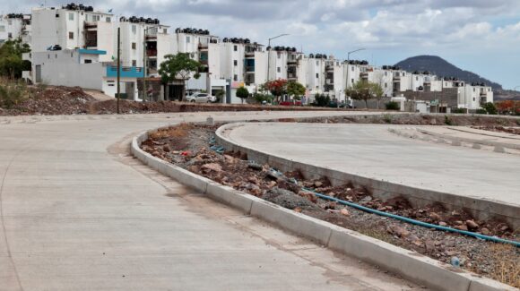 Obras del Plan Sinaloa siguen construyéndose en los 20 municipios, afirma la gobernadora Yeraldine Bonilla