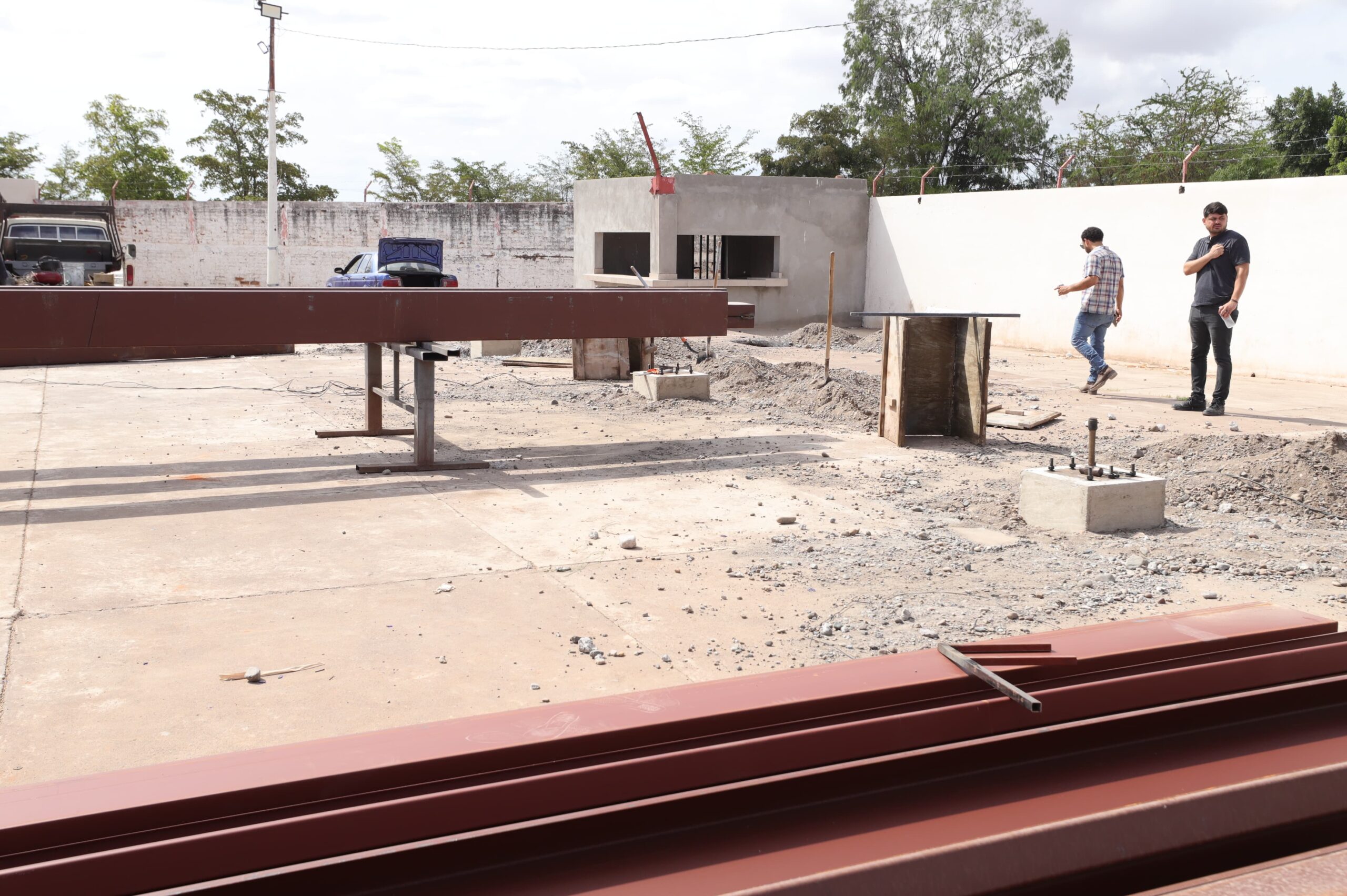 Construcción de techumbre de la histórica Cancha Olímpica de El Burrión, Guasave