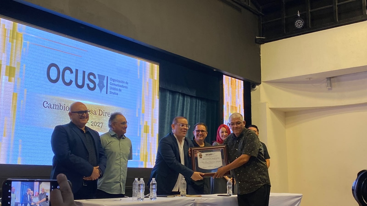 Entrega de reconocimientos de OCUS en Los Mochis