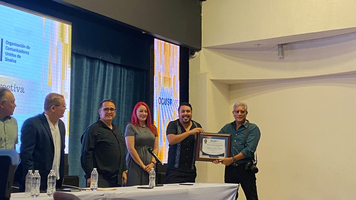 Entrega de reconocimientos de OCUS en Los Mochis