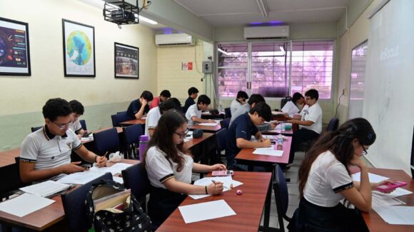 UAS y CONFÍE realizan la 16 Olimpiada Estatal de Astronomía