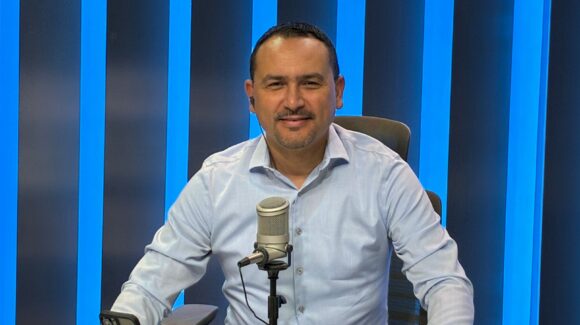 Reconocerán a Omar de la Rocha por su destacada trayectoria en los medios de comunicación de Sinaloa