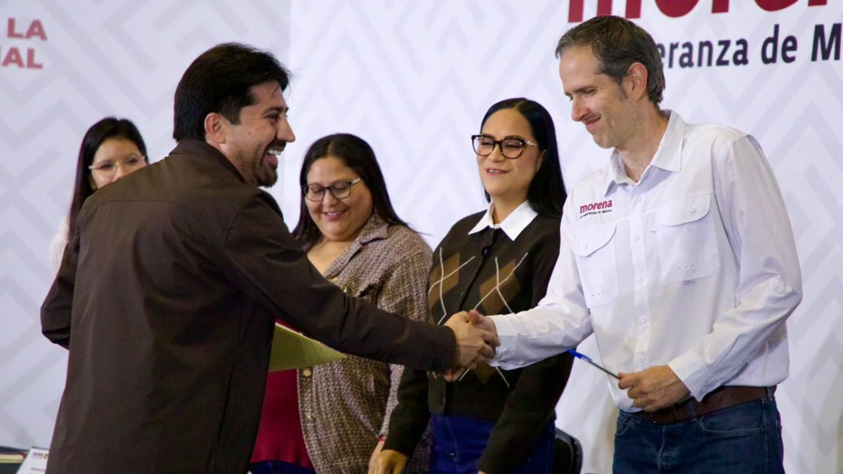 omar lopez se registra por la coordinacion de defensa de la 4t en sinaloa saludo