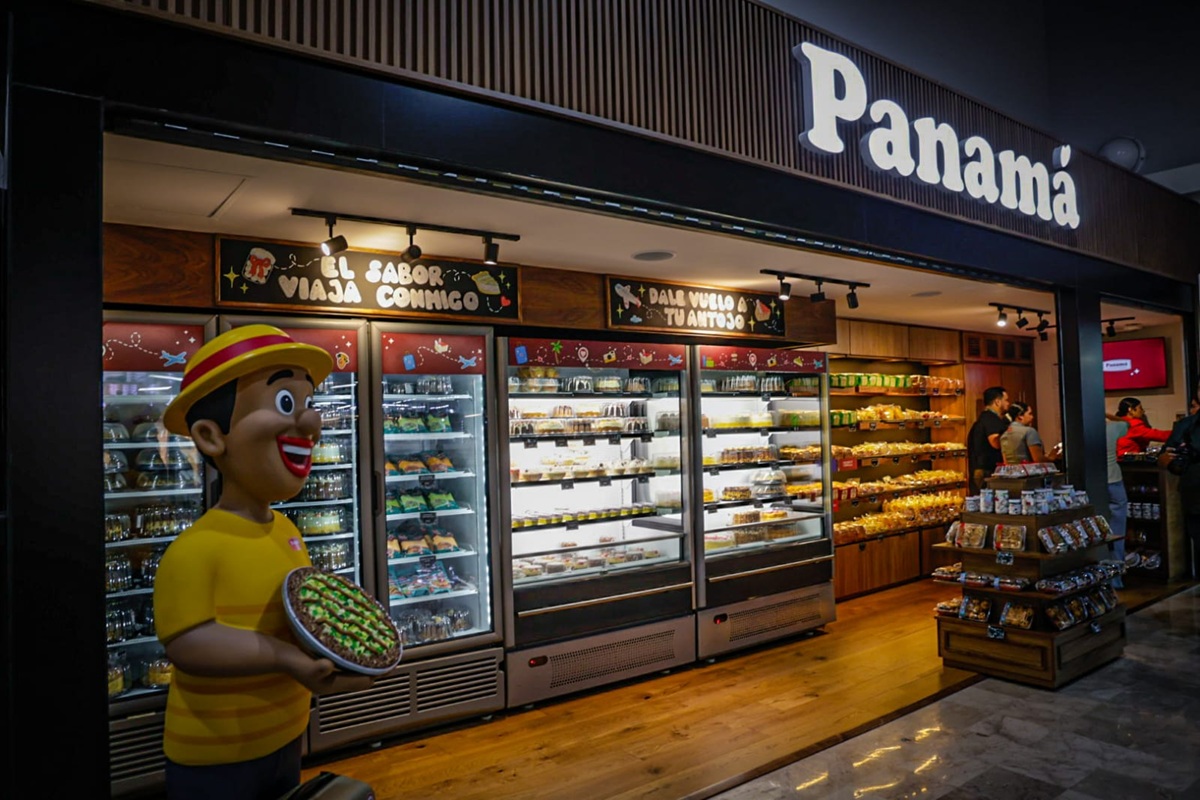 Panamá inaugura sucursal en sala de abordaje del Aeropuerto de Culiacán