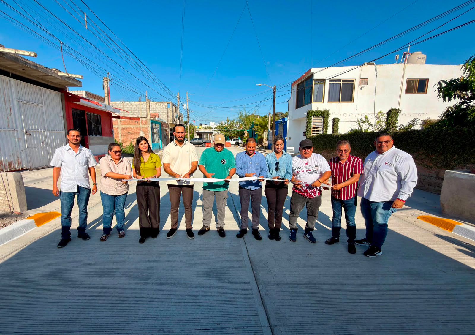 Pavimentación de la calle Ejido Las Iguanas, en Mazatlán