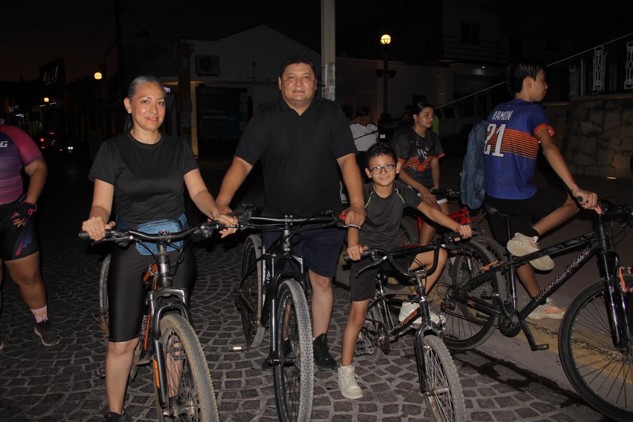 Pedaleada por la salud y la convivencia en el sur de Sinaloa