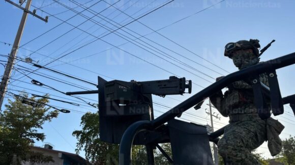 Persecución deja 2 detenidos en los límites de las colonias Díaz Ordaz e Independencia de Culiacán