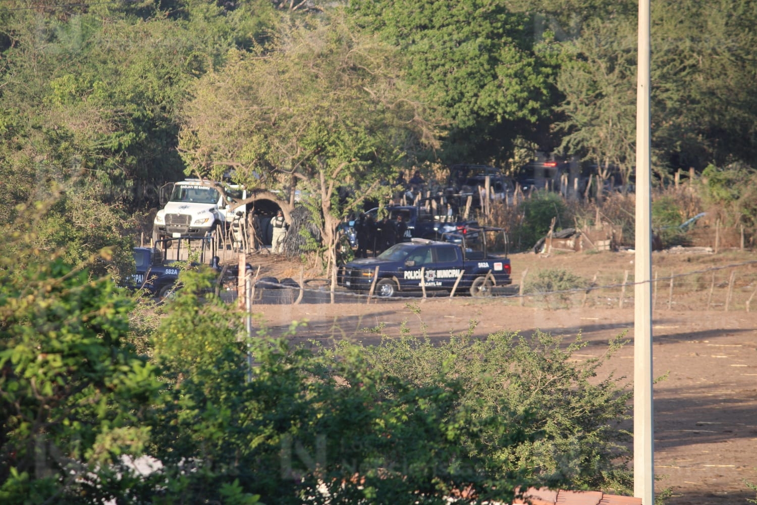 Ataque a policías estatales desata persecución en Mazatlán, Sinaloa